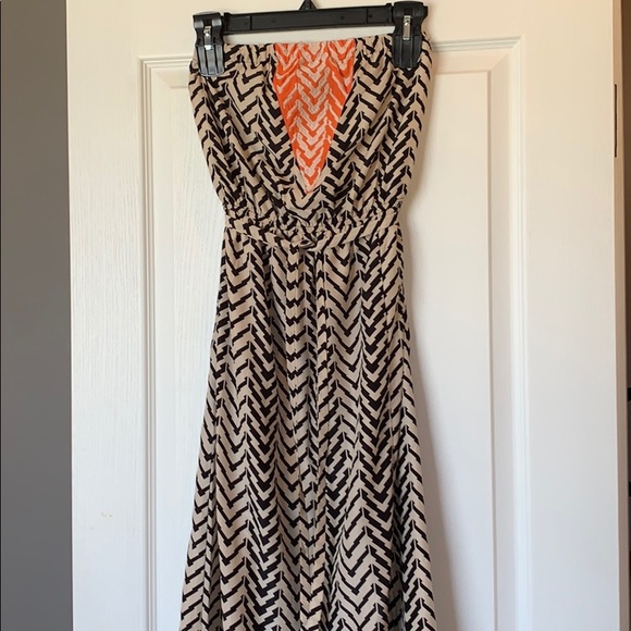 THML Dress size XS - Picture 4 of 9